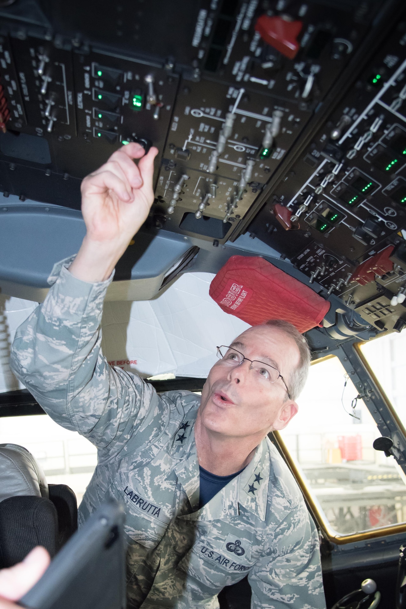 Maj. Gen. Robert LaBrutta, 2nd Air Force commander, turns on a C-130J Super Hercules aircraft for maintenance inspections during a 403rd Wing immersion tour Feb. 3 at Keesler Air Force Base, Mississipi. (U.S. Air Force photo/Staff Sgt. Heather Heiney) 