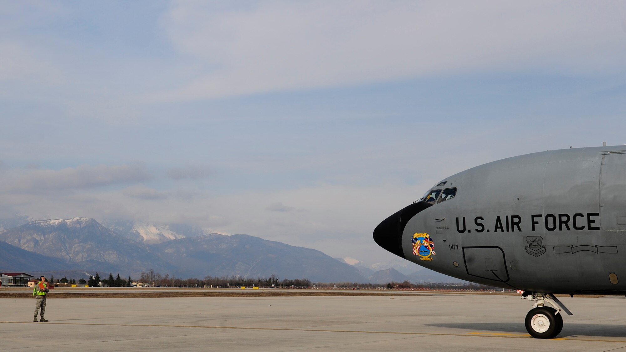 Airmen from the 31st Fighter Wing return to Aviano Air Base, Italy, from Camp Lemonnier, Djibouti, Feb. 9, 2017, after a seven month deployment. In July 2016, the U.S. Air Force forward deployed the 31st FW F-16s, 100th Air Refueling Wing KC-135 Stratotankers from Royal Air Force Mildenhall, United Kingdom, Airmen and equipment to Camp Lemonnier as a precautionary measure to protect Americans and American interests based on violent unrest and the possibility of threats in South Sudan. (U.S. Air Force photo by Staff Sgt. Austin Harvill)