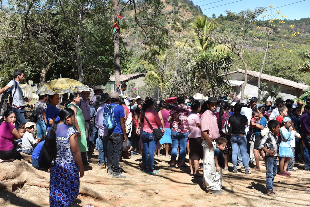 Patients wait outside a school in Estancia, La Paz, to receive basic medical care from a team of Honduran and U.S. personnel during a two-day Medical Readiness Training Exercise, Jan. 31. Personnel from the Joint Task Force-Bravo Medical Element worked side by side with local nurses and physicians, as well as Honduran soldiers to provide the population with immunizations, preventive medicine, dental services, basic medical care and pharmacy services. (U.S. Army photo by Maria Pinel)