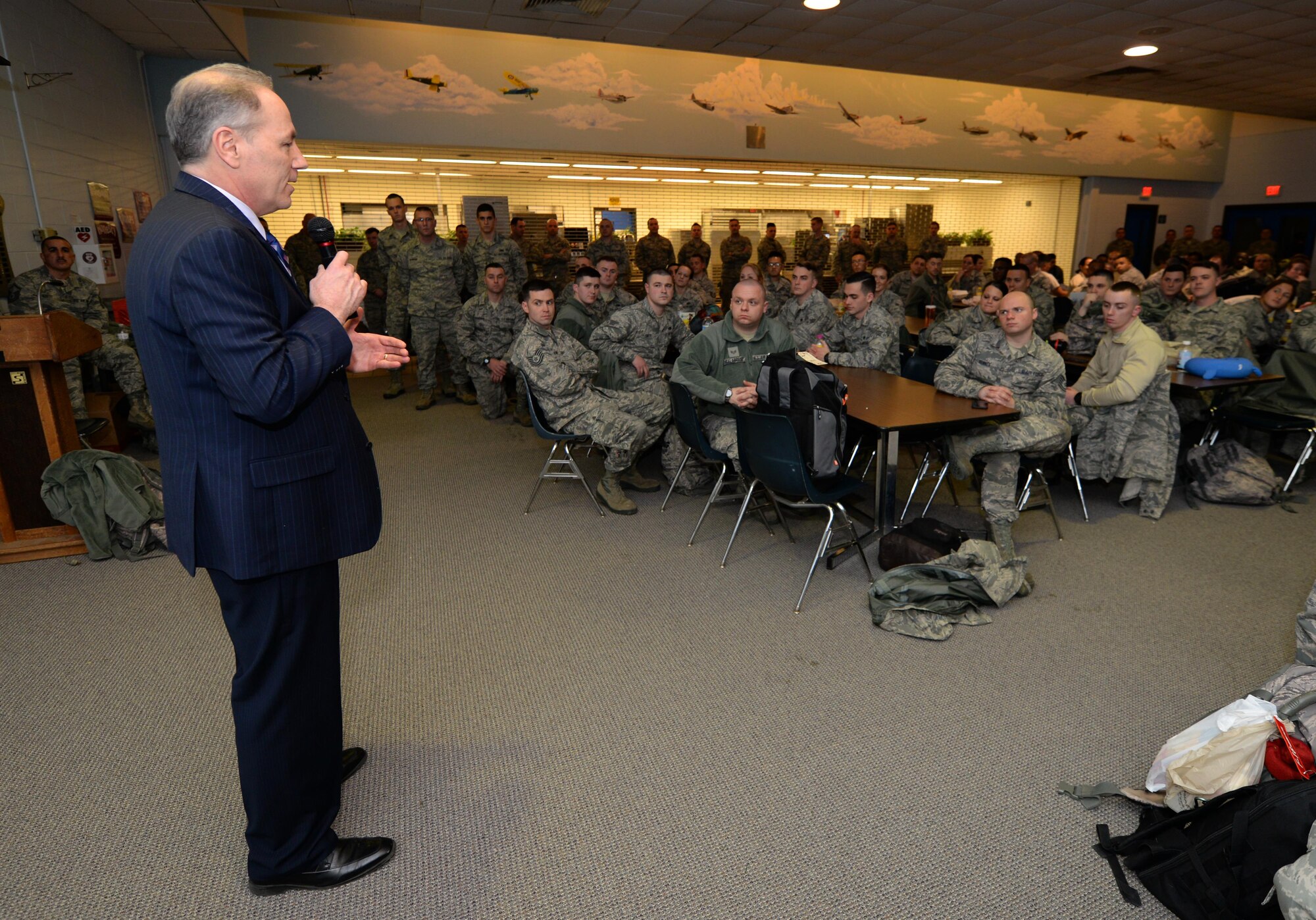 A picture of New Jersey Legislative District 2 Assemblyman Vincent Mazzeo speaking to New Jersey Air National Guardsmen with the 177th Fighter Wing.