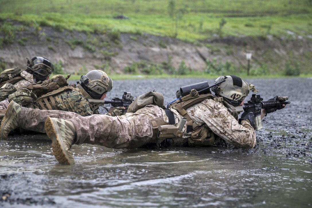 Marines engage targets during rifle qualification at Camp Pendleton, Calif., Feb. 7, 2017. Marine Corps photo by Cpl. Timothy Valero