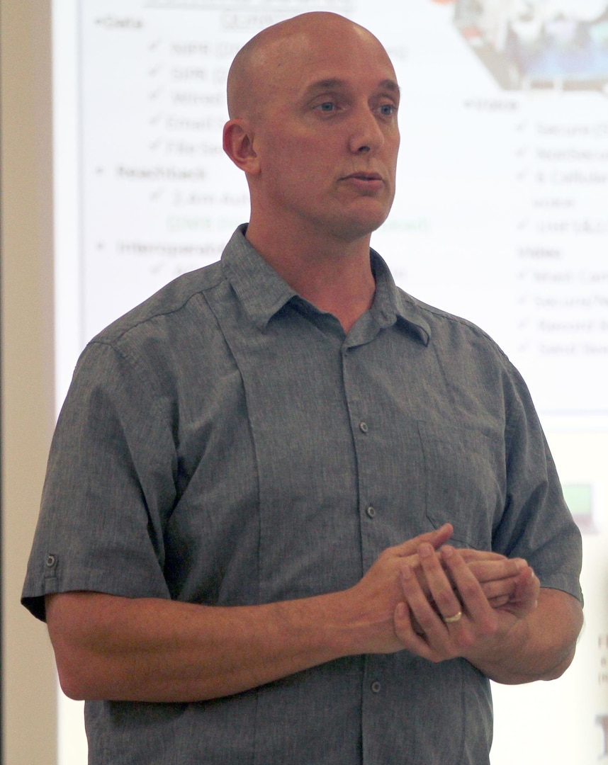 Matt Hopper, a telecommunications specialist for Army North (Fifth Army) at Joint Base San Antonio-Fort Sam Houston, conducts an informative class on Army North’s mobile communication platform capabilities during a staff training exercise at the Rudder Reserve Center Feb. 6-10 February. Soldiers and civilians assigned to Task Force 51, U.S. Army North (Fifth Army), spent the week conducting a key exercise to strengthen the foundation of their mission. 