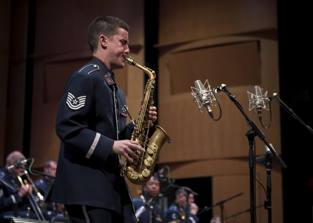 Tech. Sgt. Mike Cemprola, U.S. Air Force Band Airmen of Note alto saxophonist, plays the saxophone during a 2017 Jazz Concert Series performance at the Rachel M. Schlesinger Concert Hall and Arts Center in Alexandria, Va., Feb. 9, 2017. This was Cemprola’s first live performance with the Airmen of Note. (U.S. Air Force photo by Airman 1st Class Gabrielle Spalding)
