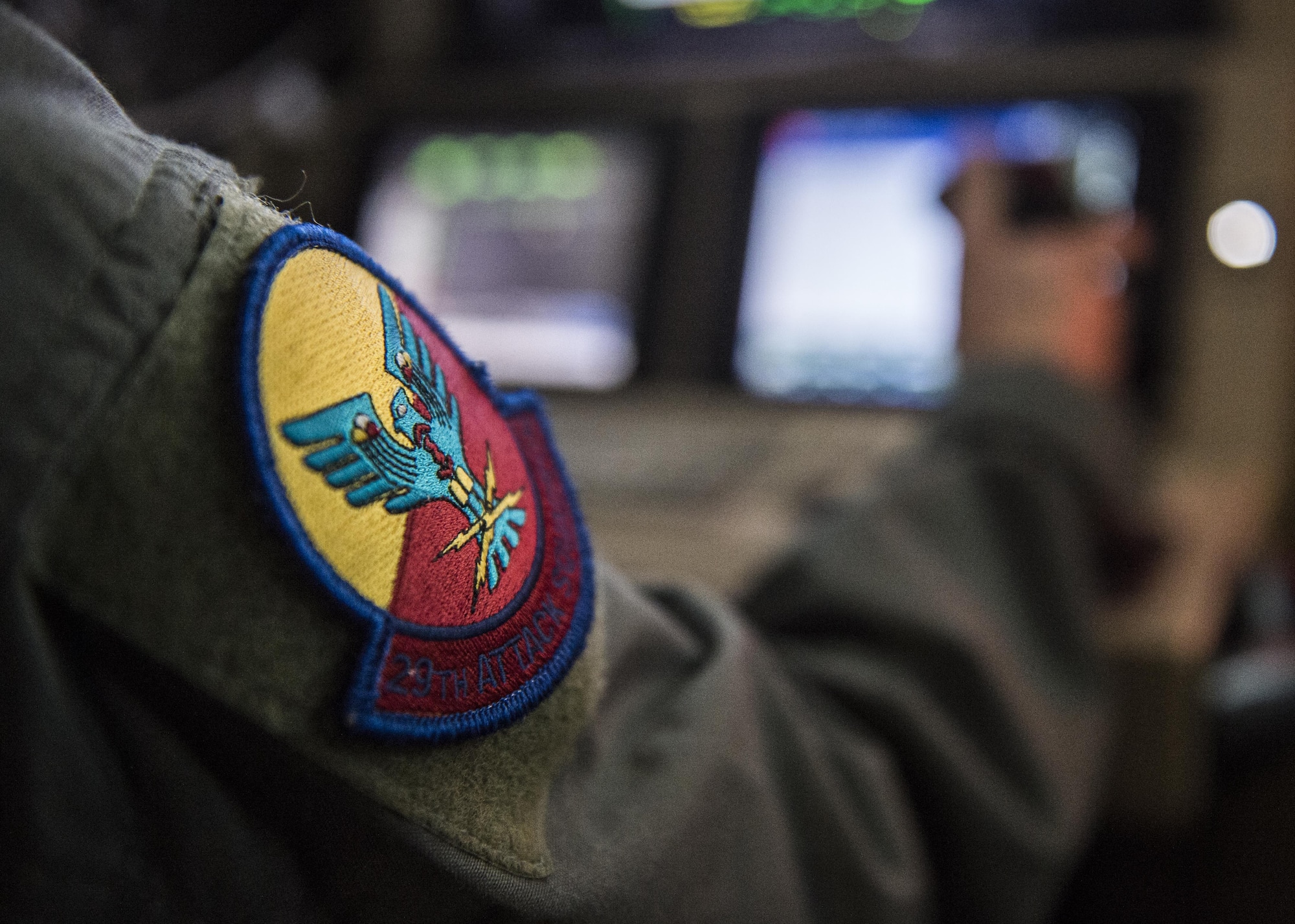 A Remotely Piloted Aircraft pilot flies a training mission during Top Knife, Feb. 9, 2017 at Holloman Air Force Base, N.M. During Top Knife, flight surgeons, physiologists, psychologists and chaplains from across the Air Force came to Holloman and were taught about the current challenges facing the RPA community. They also observed an RPA flying mission to gain firsthand knowledge of challenges RPA personnel face on a daily basis. (U.S. Air Force photo by Senior Airman Emily Kenney)