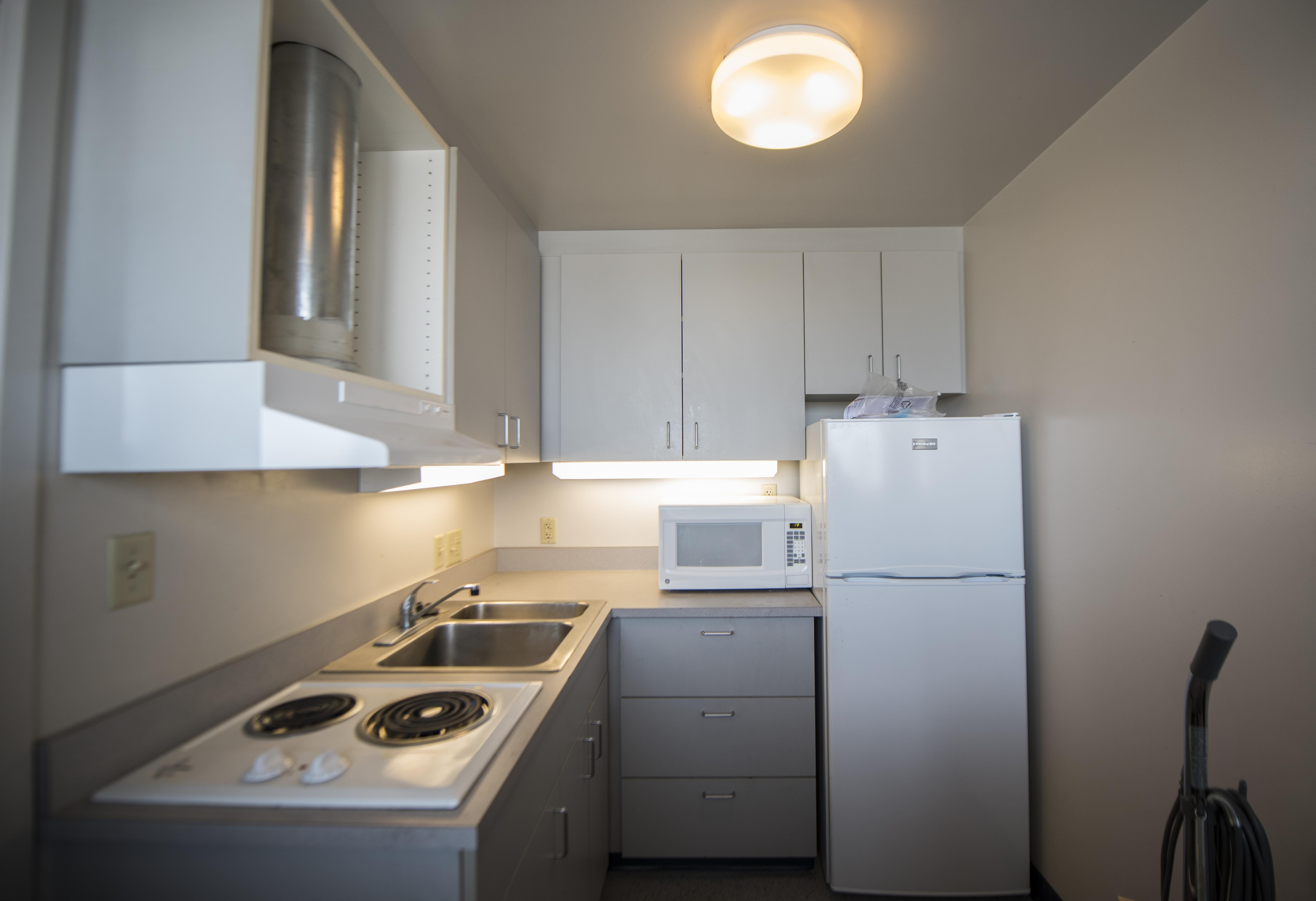 Maintenance dorms receive makeover > Fairchild Air Force Base > Article