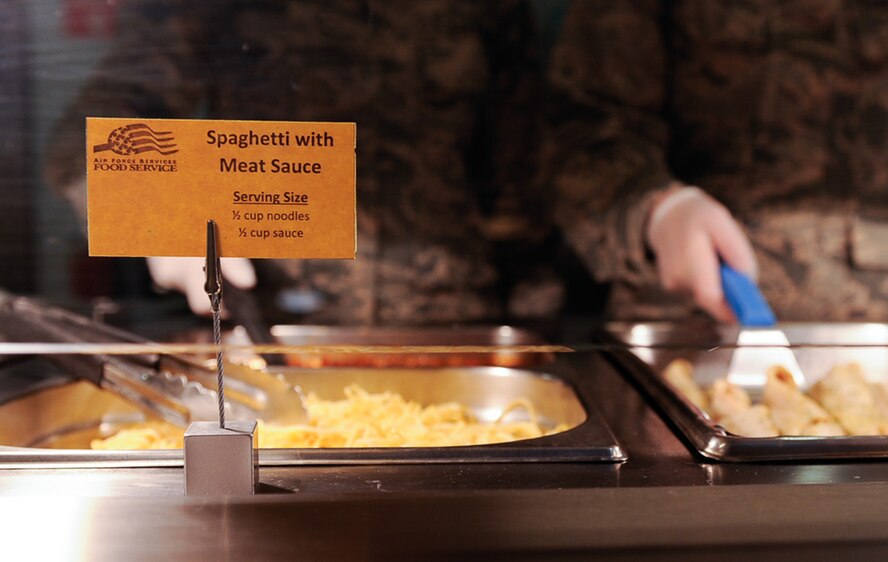 A food label is displayed at the Rheinland Dining Facility on Ramstein Air Base, Germany, Feb. 13, 2017. Between the Rheinland Dining Facility, Lindberghof Dining Facility and the Jawbone Flight Kitchen, more than 290,000 meals were locally served in 2016. (U.S. Air Force photo by Airman 1st Class Savannah L. Waters)