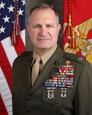 Colonel Christopher S. Dowling > 1st Marine Division > Leaders