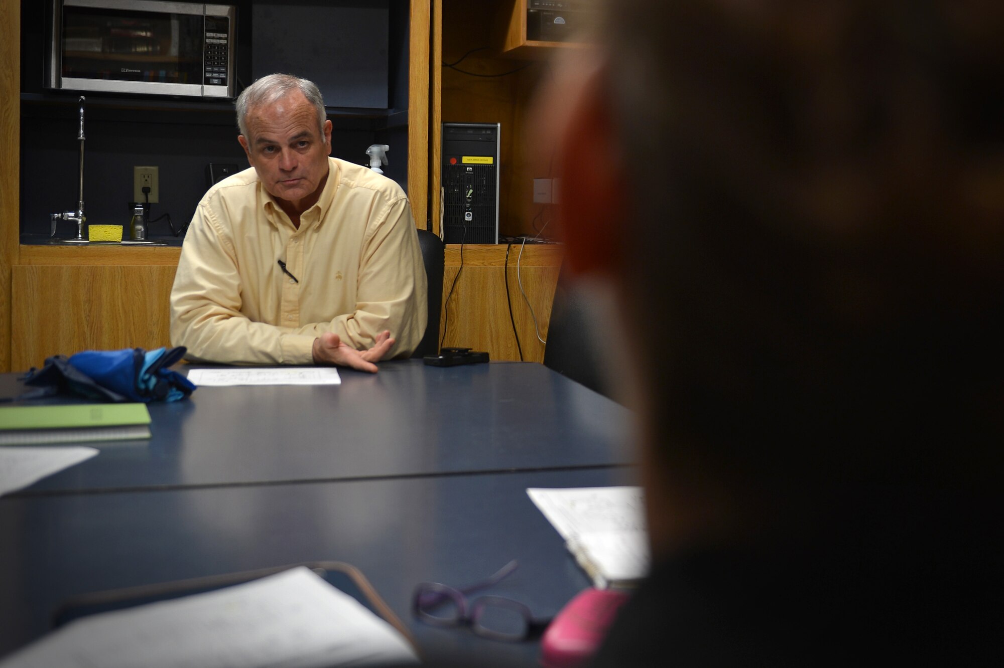 Candler Mathews, 20th Civil Engineer Squadron water program manager, briefs Jane Allen, 20th Mission Support Group director of installations, on pipeline operations at Shaw Air Force Base, S.C., Feb. 15, 2017. Team Shaw members assigned to the 20th CES water programs flight ensure Shaw is in compliance with environmental regulations set by the state of South Carolina. (U.S. Air Force photo by Airman 1st Class Christopher Maldonado)