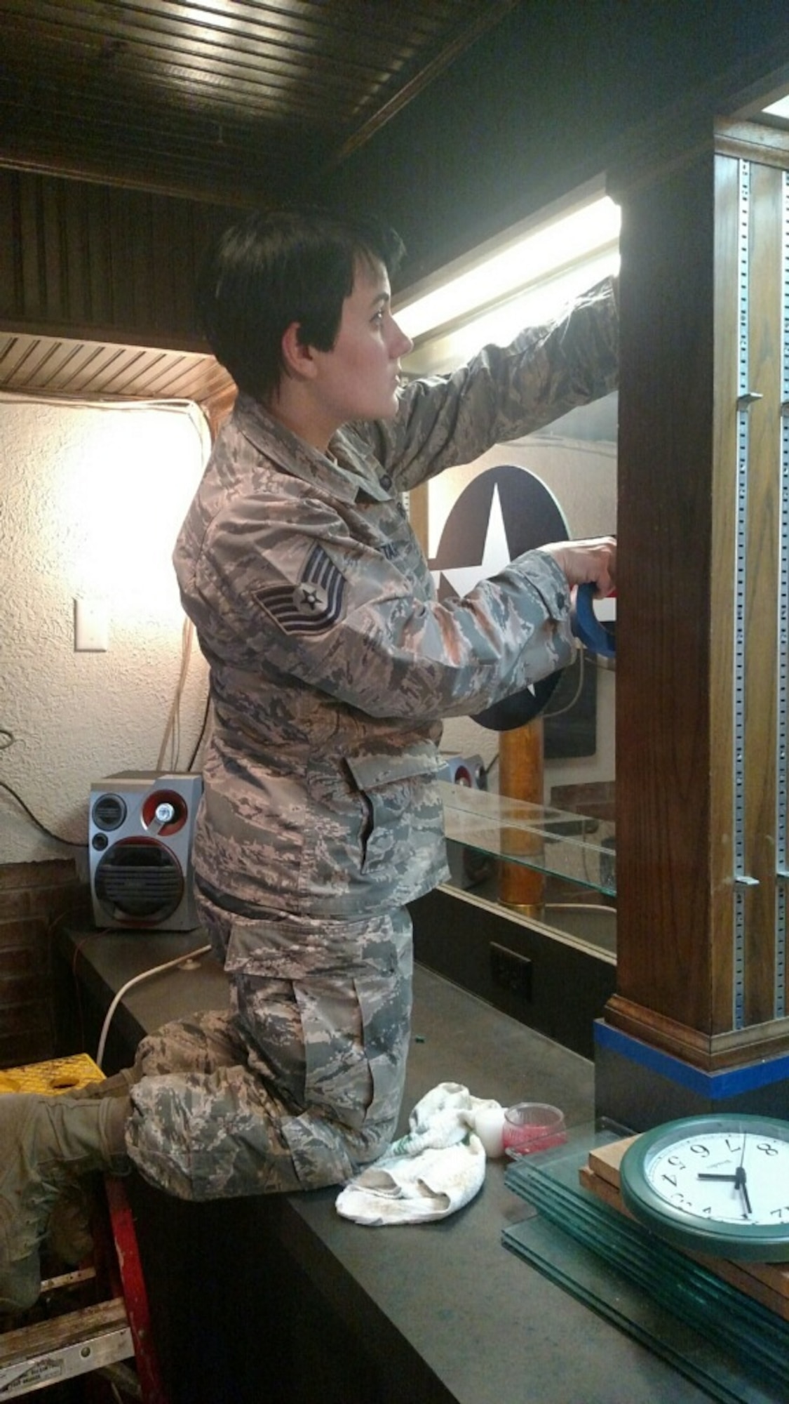 U.S. Air Force Tech. Sgt. Jerrika Stark, 7th Force Support Squadron community services technician, assists in renovations to the Hangar Center bar of Dyess Air Force Base, Texas, Jan. 31, 2017. Having been temporarily assigned to the Legends Café and previously the Longhorn Dining Facility manager, Stark hopes to educate the café with her experience for a successful expansion. (Courtesy photo)