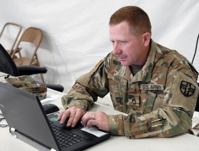 Staff Sgt. Jason Sipe, a U.S. Army Reserve Soldier with Army Reserve Medical Command’s 7227th Medical Support Unit, is the non-commissioned officer in charge of the sick call clinic that will support 7227th Soldiers during their mobilization.  Sipe observes his team’s response to the scenarios placed on his team  in preparation for the unit’s upcoming mobilization in support of Landstuhl Regional Medical Center’s Deployed Warrior Medical Management Center.  Soldiers assigned to the 7227th MSU, out of Columbia, Missouri, have been working alongside 1st Army Division West’s observer coach/trainers with 4th Battalion (Medical), 393rd Infantry Regiment in North Fort Hood for three weeks in preparation for their upcoming mission.