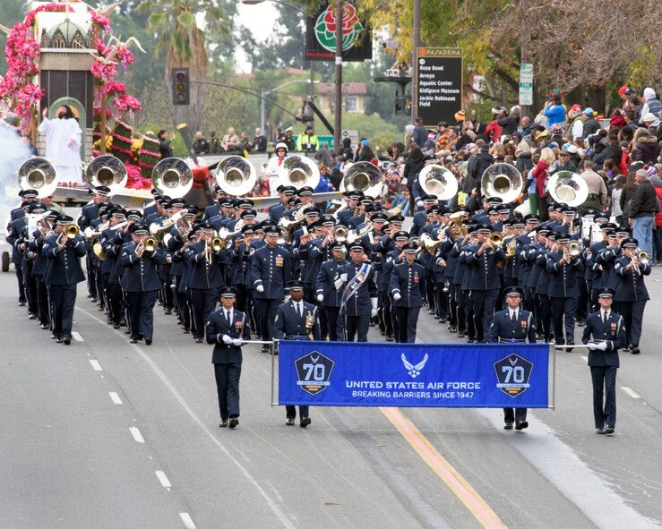 The United States Air Force Total Force Band performs in the 128th Rose Parade in Pasadena, Calif., Jan. 2, 2017. The USAF Total Force Band kicked off the Air Force 70th Birthday celebration playing several venues in Southern California culminating with their appearance in the Rose Parade. The band is comprised of active-duty and Air National Guard musicians from around the Air Force. (U.S. Air Force photo/Louis Briscese)