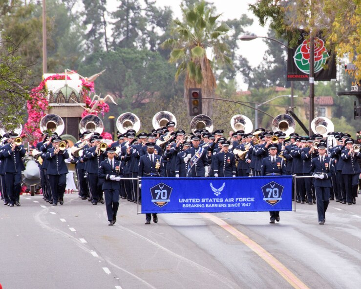 The United States Air Force Total Force Band performs in the 128th Rose Parade in Pasadena, Calif., Jan. 2, 2017. The USAF Total Force Band kicked off the Air Force 70th Birthday celebration playing several venues in Southern California culminating with their appearance in the Rose Parade. The band is comprised of active-duty and Air National Guard musicians from around the Air Force. (U.S. Air Force photo/Louis Briscese)