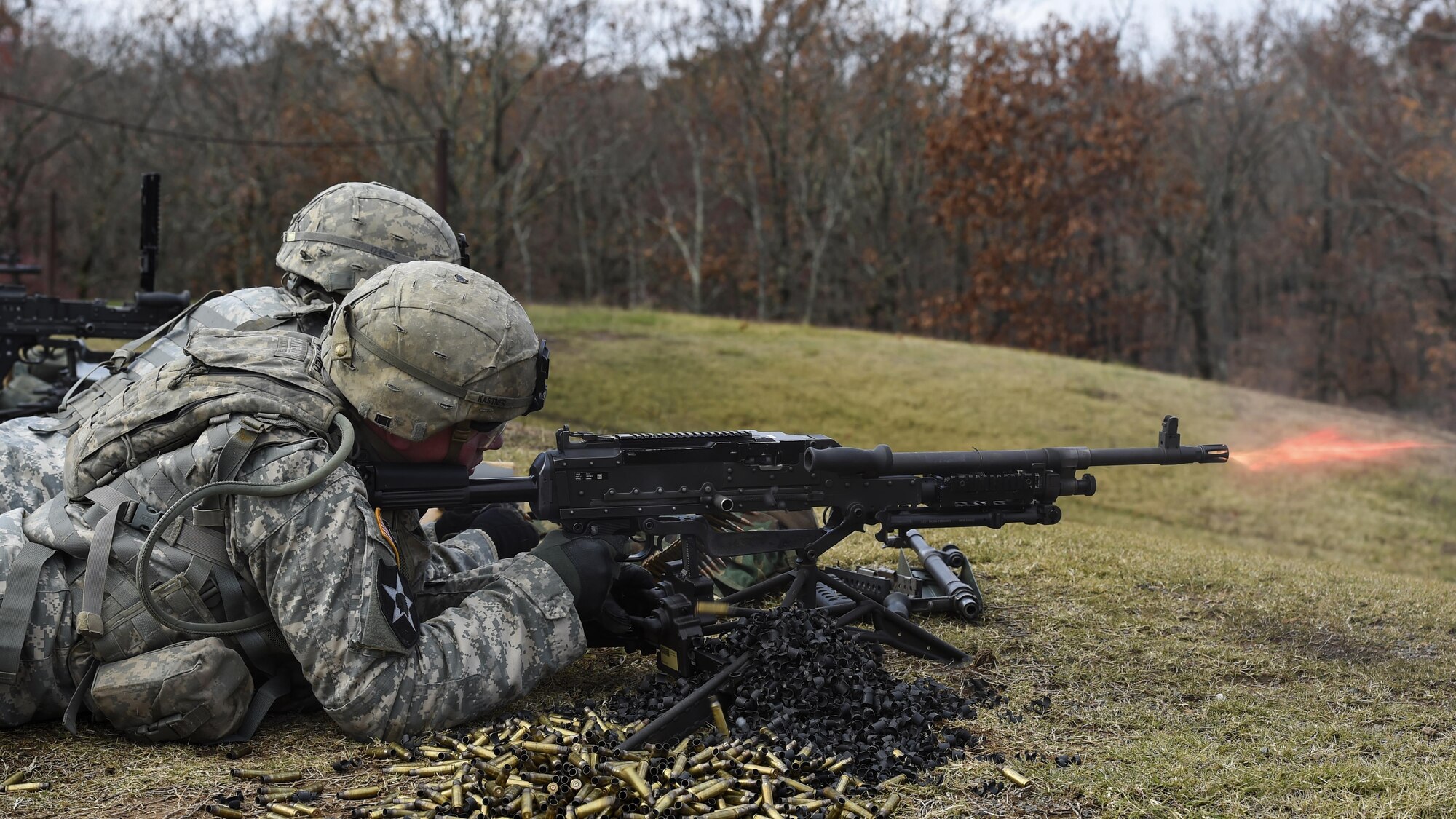 U.S. Army Soldiers from the Arkansas National Guard train with a M240B machine gun December 6, 2016, at Camp Joseph T. Robinson, Ark. The Army National Guard maintains 30 ranges supporting 29 different weapon platforms, and recently invested nearly $28 million toward multiple state-of-the-art training compounds.  (U.S. Air Force photo/Senior Airman Harry Brexel)