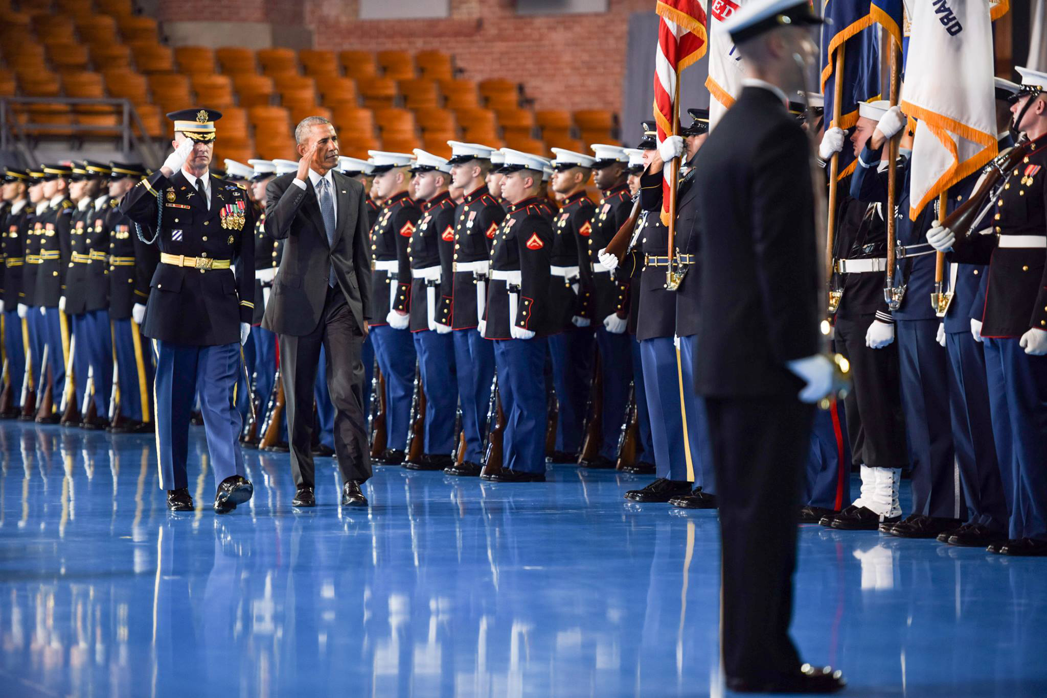 File:Obama inauguration 21 gun salute.JPG - Wikimedia Commons