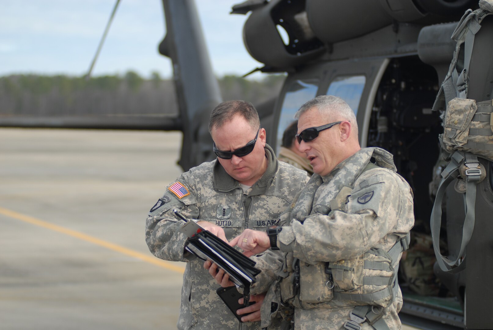 South Carolina National Guard Chopper Plucks Hiker To Safety > National ...