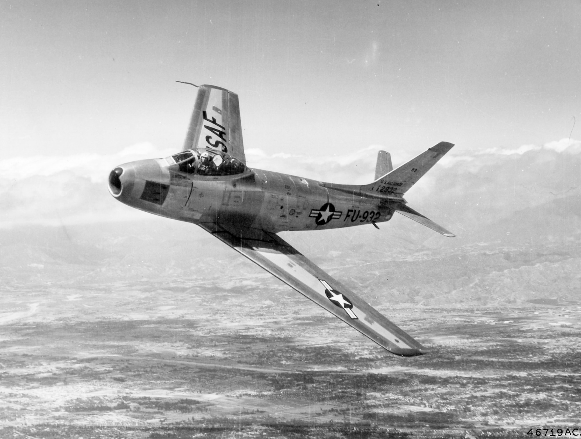 F-86 Sabrejet, 1953-59: The 113th Fighter-Interceptor Squadron inactivated, and its mission of protecting Scott AFB and the St. Louis area was assumed by the newly activated 85th Fighter Interceptor Squadron by flying F- 86 Sabrejets. The 85th moved into newly completed readiness and alert hangars on the east side Scott‘s flight line.