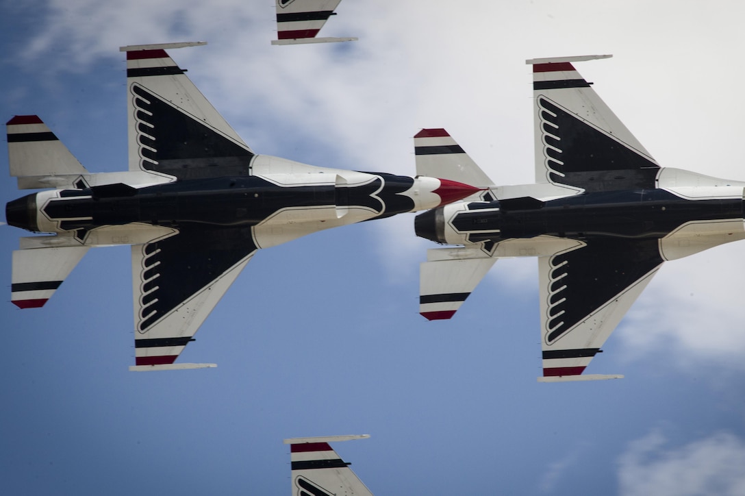 Thunderbirds perform at the Cannon Air Force Base Air Show