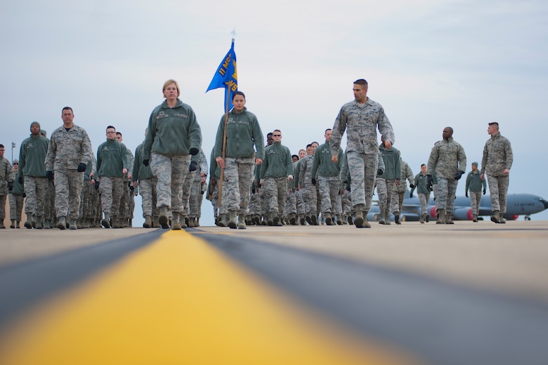 Presidential Inaugural Parade volunteers from the 459th Air Refueling Wing practice marching on the Joint Base Andrews, Maryland, flight line Jan. 8, 2017. Nearly 90 459th ARW reservists are slated to represent the more than 69,000 members of Air Force Reserve Command in the January 20th parade. (U.S. Air Force photo/Tech. Sgt. Kat Justen)