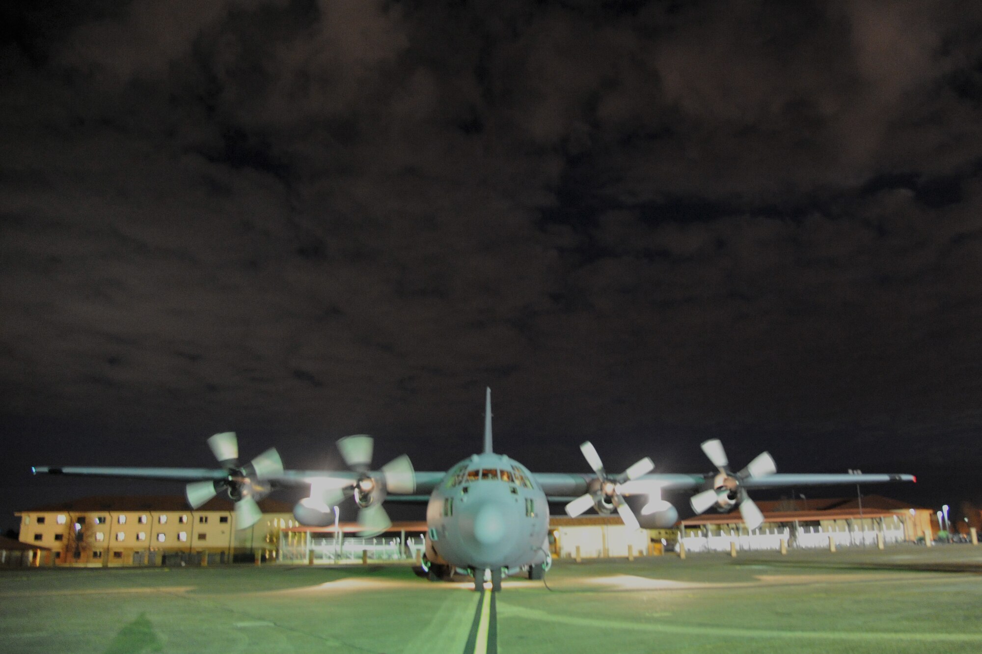 The 908th's newest aircraft taxied to a stop Jan. 12 as it arrived at Maxwell Air Force Base, Ala., from Niagra Falls Air Reserve Station, N.Y. The 1989 C-130 Hercules will replace a 1985 version. (U.S. Air Force photo by Lt. Col. Jerry Lobb)