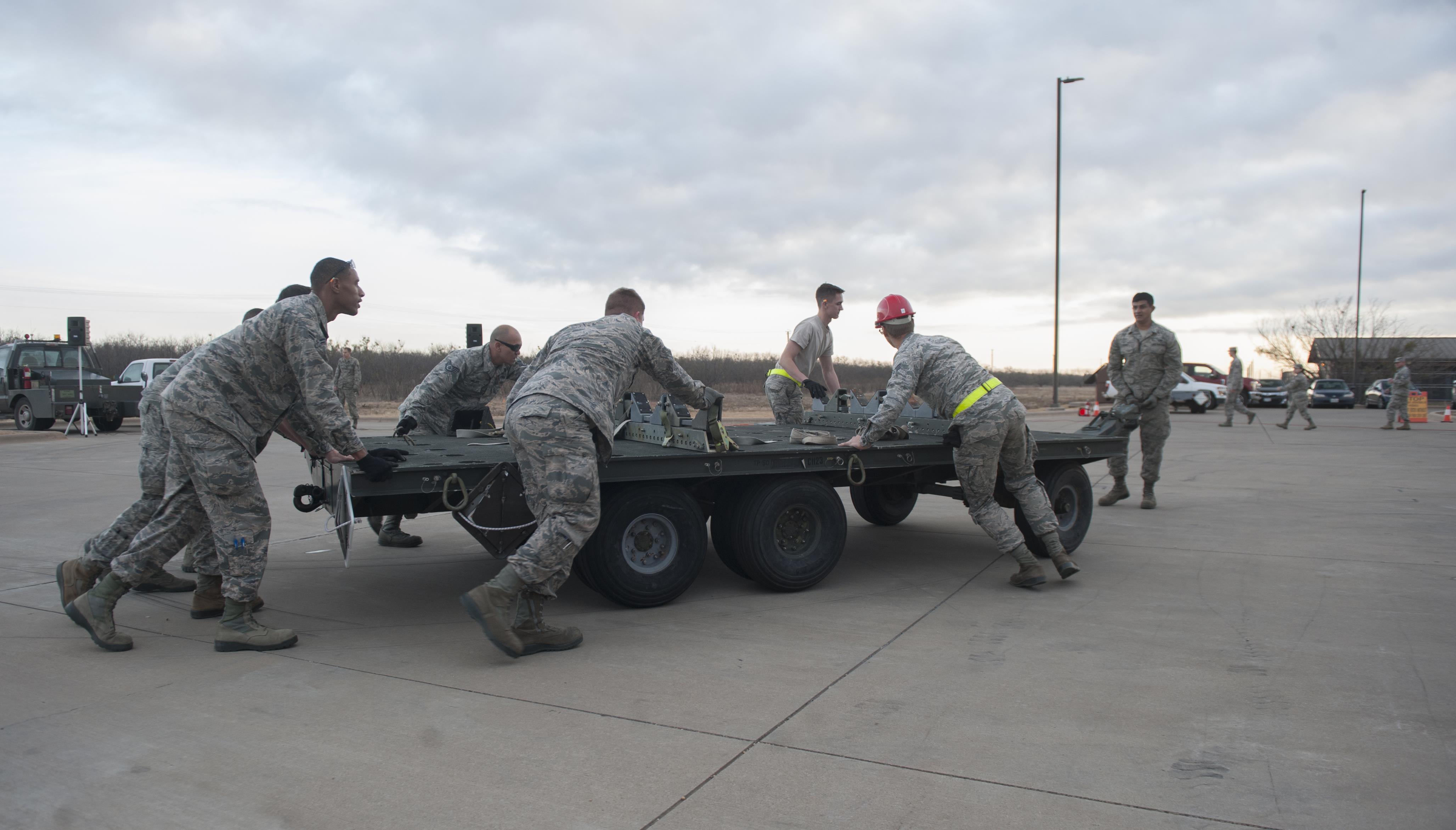 7 MUNS showcases readiness in quarterly bomb build competition > Dyess ...