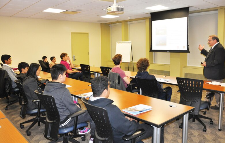 New York District Chief of Engineering Mike Rovi (right) makes a point to high school students during a presentation on construction, as part of STEM Career Day in Lower Manhattan. Mr. Rovi has 36 years’ engineering experience. (Photo: James D’Ambrosio, Public Affairs Specialist).