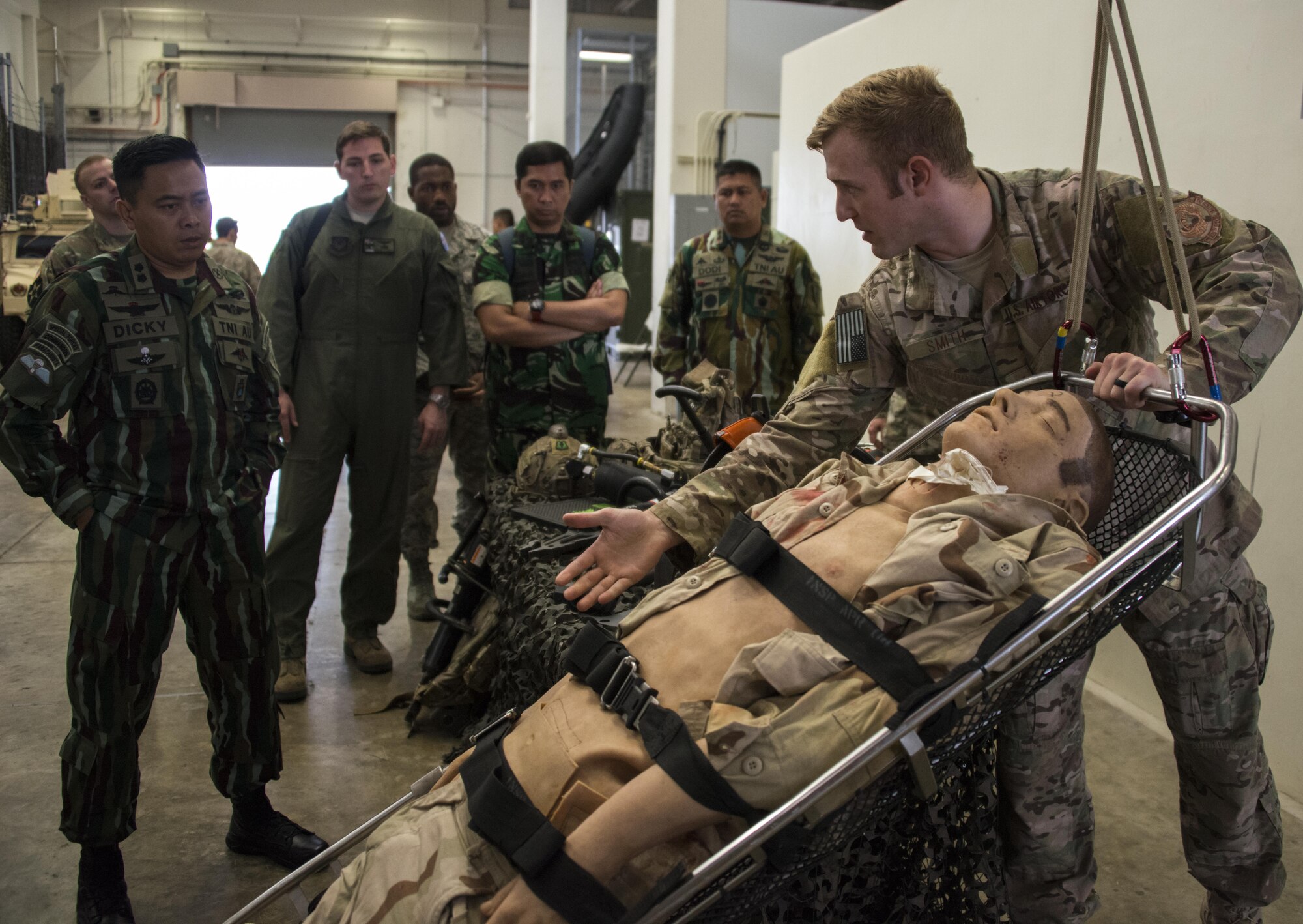 Members of the 320th Special Tactics Squadron provided a hands-on tour to Indonesian Air Force leadership, Dec. 5, 2016. Joint Special Operations Command-Pacific (JSOAC-P) demonstrated the benefits of continual partnership building during a visit by Indonesian Air Force leadership to Kadena Air Base, December 4-8, 2016. (U.S. Air Force photo by Capt. Jessica Tait)