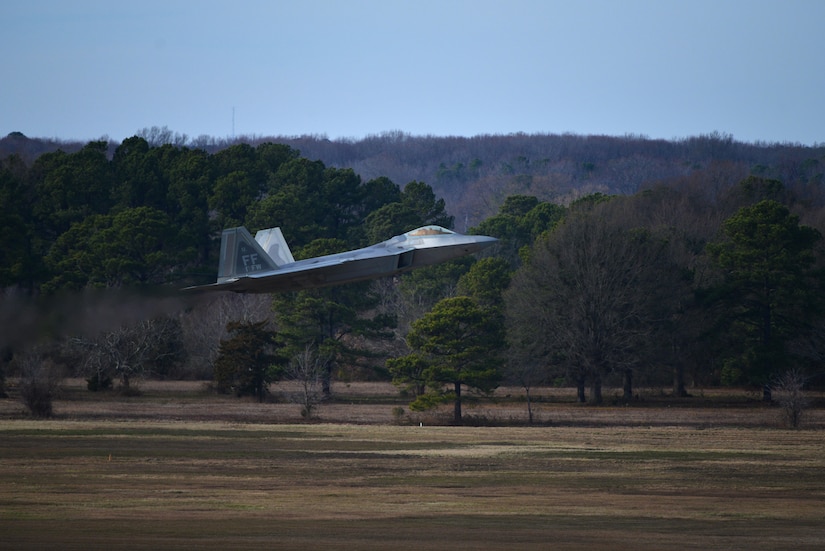 An F-22 Raptor takes off to perform a practice run for the inauguration flyover at Joint Base Langley-Eustis, Va, Jan. 19, 2017.The fighter jets are scheduled to fly in a close formation during the inauguration of President-elect Donald J. Trump at the Capitol in Washington, District of Columbia, Jan. 20, 2017. (U.S. Air Force photo by Airman 1st Class Tristan Biese)