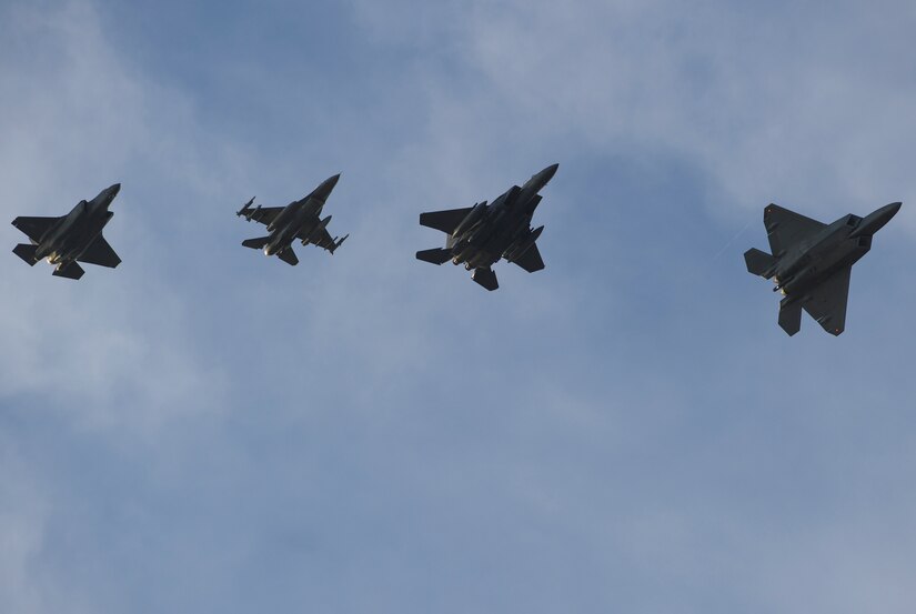 USAF fighter jets practice for inauguration flyover > Joint Base