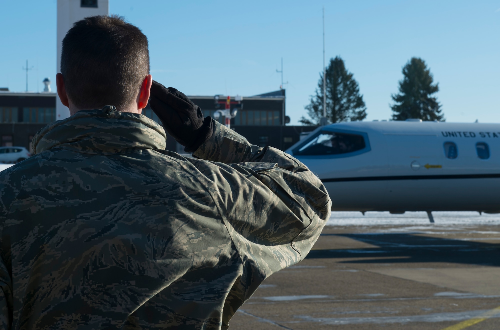 U.S. Air Force Col. Steven Horton, 52nd Fighter Wing vice commander, renders a salute as Gen. Tod Wolters, U.S. Air Forces in Europe and Air Forces Africa commander, arrives at Buechel Air Base, Germany, Jan. 19, 2017. Wolters visited Buechel AB as part of a familiarization tour of  the geographically separated units throughout the USAFE-AFAFRICA theatre.(U.S. Air Force Photo/Senior Airman Dawn M. Weber)
