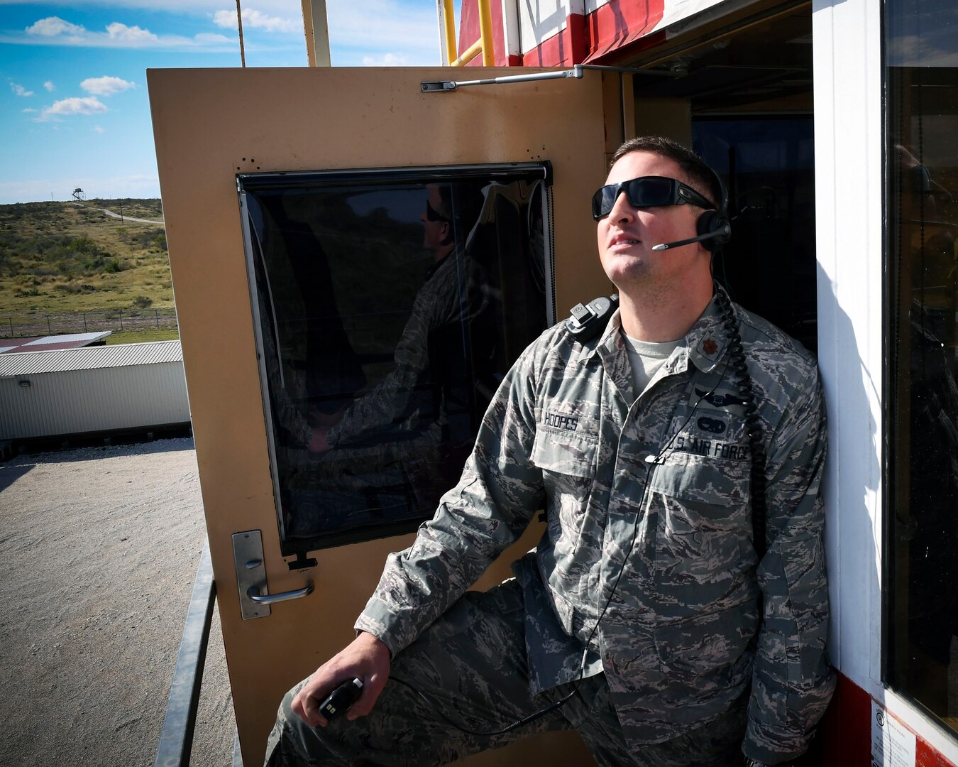Maj. Eric Hoopes, commander of the 149th Fighter Wing’s Detachment 1, controls the flight at Yankee Range, Naval Air Station Kingsville, Texas, Dec. 1, 2016. The range is used to prepare combat fighter pilots for worldwide operations. (U.S. Air National Guard photo by Tech. Sgt. Mindy Bloem)