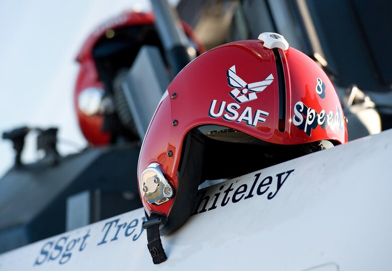 The helmet of Capt. Erik “Speedy” Gonsalves, U.S. Air Force Thunderbirds advance pilot/narrator, sits on his F-16 Fighting Falcon Jan. 25, 2017, at Dover Air Force Base, Del. Gonsalves, along with Staff Sgt. Todd Hughes, tactical aircraft maintainer for Thunderbird 8, visited Dover AFB to conduct a site survey for Dover’s upcoming open house scheduled for August 26 and 27, that includes performances by the Thunderbirds on both days. (U.S. Air Force photo by Roland Balik)