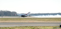 Thunderbird 8, an F-16 Fighting Falcon, takes off from Dover Air Force Base, Del., Jan. 25, 2017. Capt. Erik “Speedy” Gonsalves, U.S. Air Force Thunderbirds advance pilot/narrator, and Staff Sgt. Todd Hughes, tactical aircraft maintainer, departed for Pittsburgh, Pa., the next stop of a scheduled nine-base, four-day trip. (U.S. Air Force photo by Roland Balik)