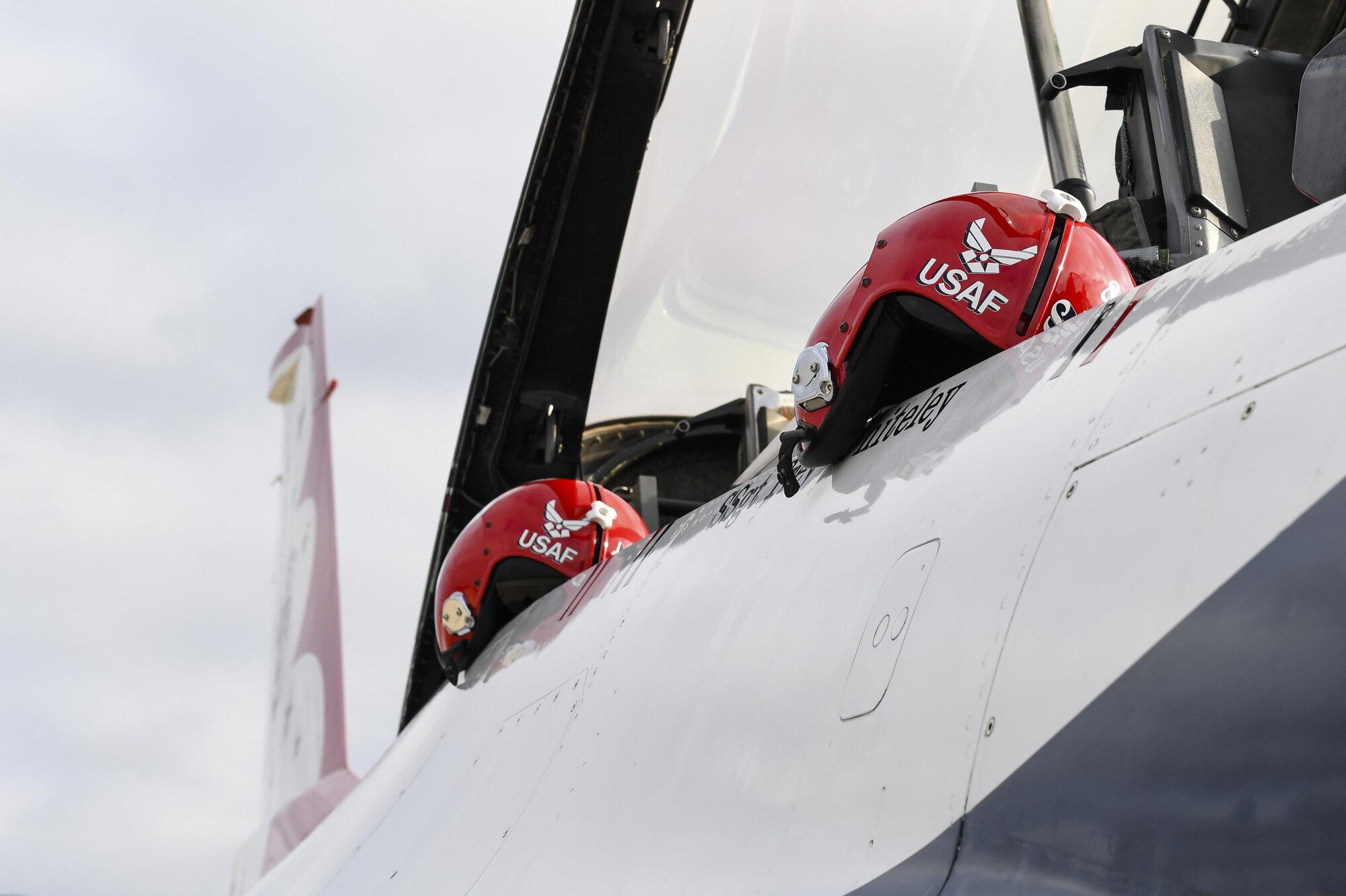 An F-16D Fighting Falcon used by the U.S. Air Force Thunderbirds sits on the ramp at the Pittsburgh International Airport Air Reserve Station, Pa., Jan. 25, 2017. Two members of the elite U.S. Air Force precision aerial demonstration team, Capt. Erik Gonsalves and Staff Sgt. Todd Hughes, provided a site visit for an upcoming Open House scheduled for Mother’s Day weekend this year. The only difference between the F-16s used for combat and those used for aerial demonstrations are a smoke-generating system and painting in Thunderbird colors. (U.S. Air Force photo by Senior Airman Beth Kobily)
