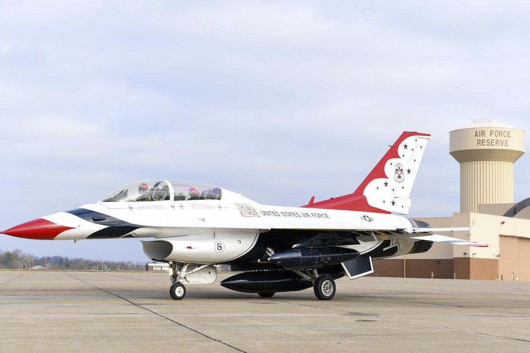 An F-16D Fighting Falcon used by the U.S. Air Force Thunderbirds taxis to a designated parking location at the Pittsburgh International Airport Air Reserve Station, Pa. Advance pilot and narrator for the team, Capt. Erik Gonsalves, and Staff Sgt. Todd Hughes, tactical aircraft maintainer, stopped by the base to perform a site visit for the upcoming Open House scheduled for May 13-14, 2017. (U.S. Air Force photo by Senior Airman Beth Kobily)