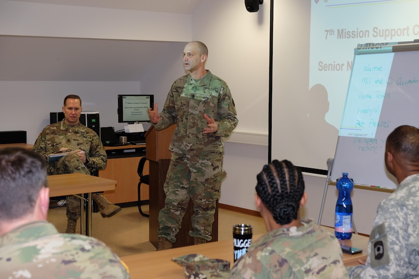 KAISERSLAUTERN, Germany — Command Sgt. Maj. Raymond L. Brown, the senior enlisted leader for the 7th Mission Support Command, hosts a senior enlisted leadership forum for more than a dozen 7th MSC senior enlisted leaders and noncommissioned officers, Jan. 23, 2017.