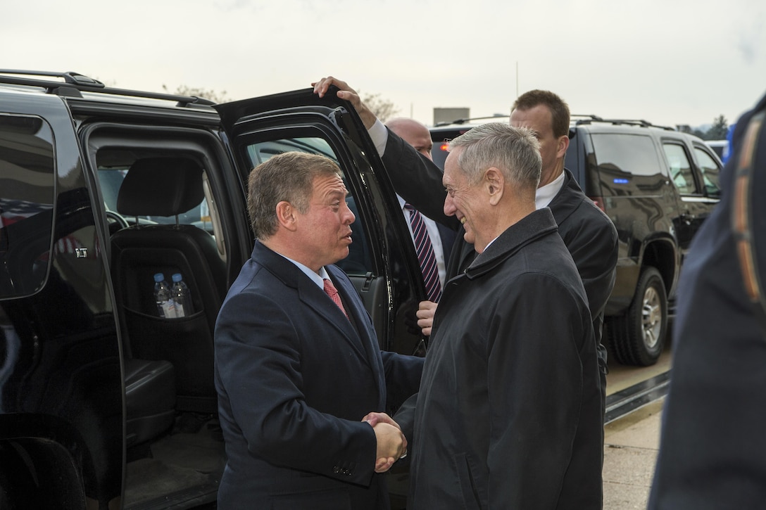 Defense Secretary Jim Mattis greets King Abdullah II of Jordan during an honor cordon at the Pentagon, Jan. 30, 2017. The two leaders met to discuss matters of mutual interest. DoD photo by Army Sgt. Amber I. Smith