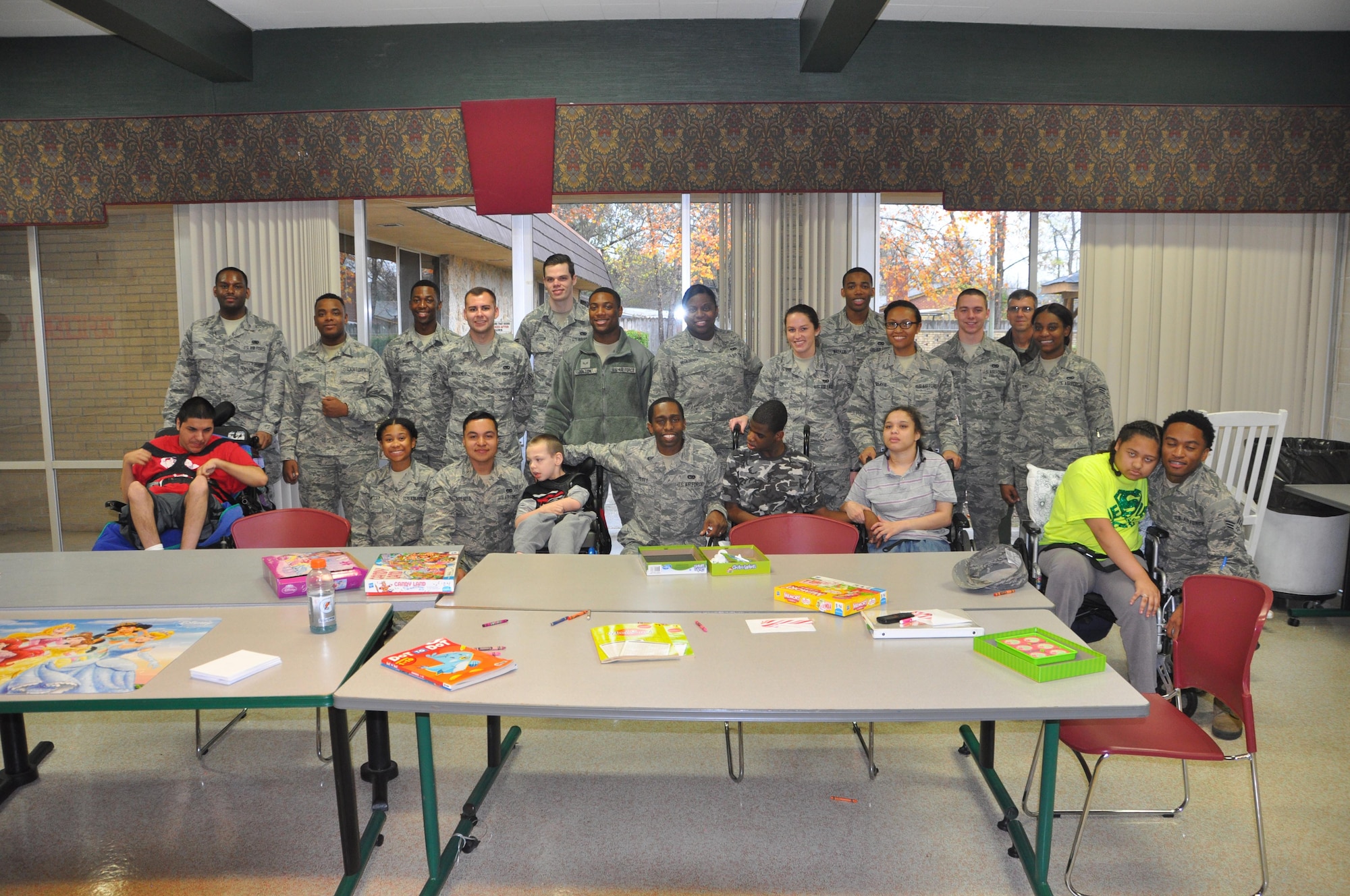 Sixteen Airmen from the 908th Airlift Wing’s Airmen Committed to Excellence Club visited the Montgomery Children’s Specialty Clinic December 4, 2016 to spread holiday cheer to the 52 patients at the clinic. The ACES Club is comprised of junior enlisted members of the 908th and they plan to continue their community outreach efforts with canned food drives, events for the veterans home and for the homeless in the area. (U.S. Air Force photo by Bradley J. Clark)