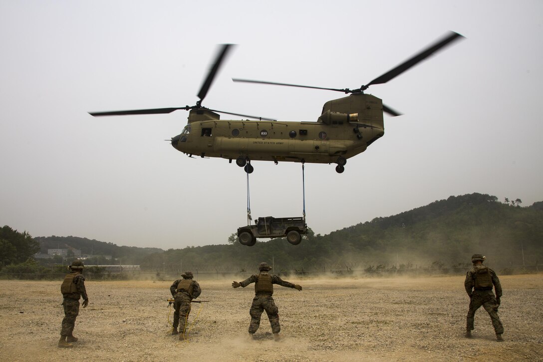 U.S. Marines assigned to Headquarters and Support Company, 3rd battalion, 8th Marine Regiment, forward deployed to the 3rd Marine Division, as part of the forward Unit Deployment Program, conduct Helicopter Support Team (HST) operations in support of the Korean Marine Exchange Program (KMEP) 17-11 at Sheep Seven Training Area, South Korea, June 19, 2017. KMEP is an annual bilateral training exercise that increases interoperability and combined capabilities of the ROK and U.S. Marine Corps Forces.