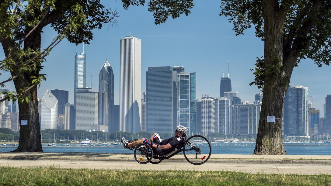 Air Force Master Sgt. Israel “DT” Del Toro of Team Special Operations Command races a recumbent cycle during the 2017 Department of Defense Warrior Games in Chicago, July 6, 2017. The annual event allows wounded, ill and injured service members and veterans to compete in Paralympic-style sports. DoD photo by EJ Hersom