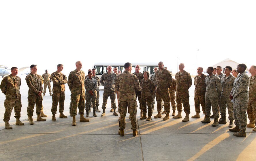 U.S. Army Lt. Gen. Stephen Townsend, Combined Joint Task Force – Operation Inherent Resolve commanding general, speaks with Airmen during his visit to the 407th Air Expeditionary Group in Southwest Asia July 6, 2017. The general stopped at several work centers meeting with Airmen and Marines, discussing the various missions they perform at the 407th AEG and the Special Marine Air Ground Task Force. (U.S. Air Force photo by Tech Sgt. Andy M. Kin)