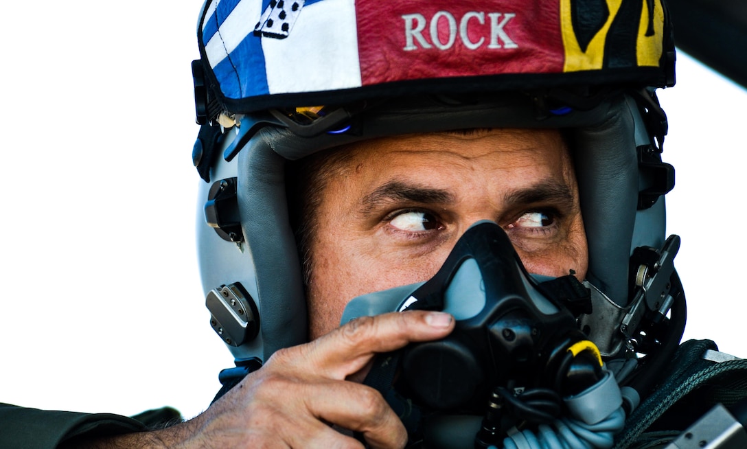 Col. Douglas Thies, the 20th Operations Group commander, communicates with his crew chief during take-off procedures before his fini-flight at Shaw Air Force Base, S.C., June 28, 2017. Thies served as the 20th OG commander for one of the Air Force’s biggest combat F-16 wings whose mission is to prepare, employ, and sustain combat ready suppression of enemy air defenses and attack F-16 airpower. (U.S. Air Force photo/Senior Airman Michael Cossaboom)