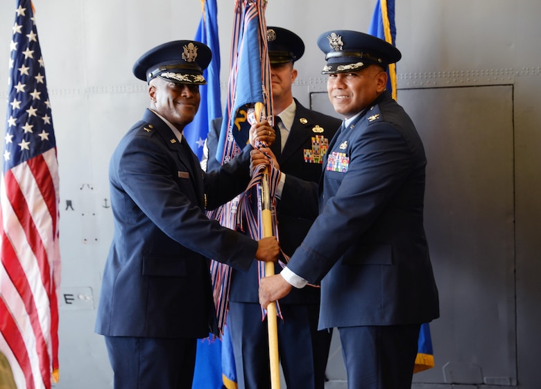 Sheppard Welcomes New Commanders Sheppard Air Force Base Article Display