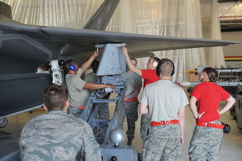 External pylon training increases F35A weapons payload capability