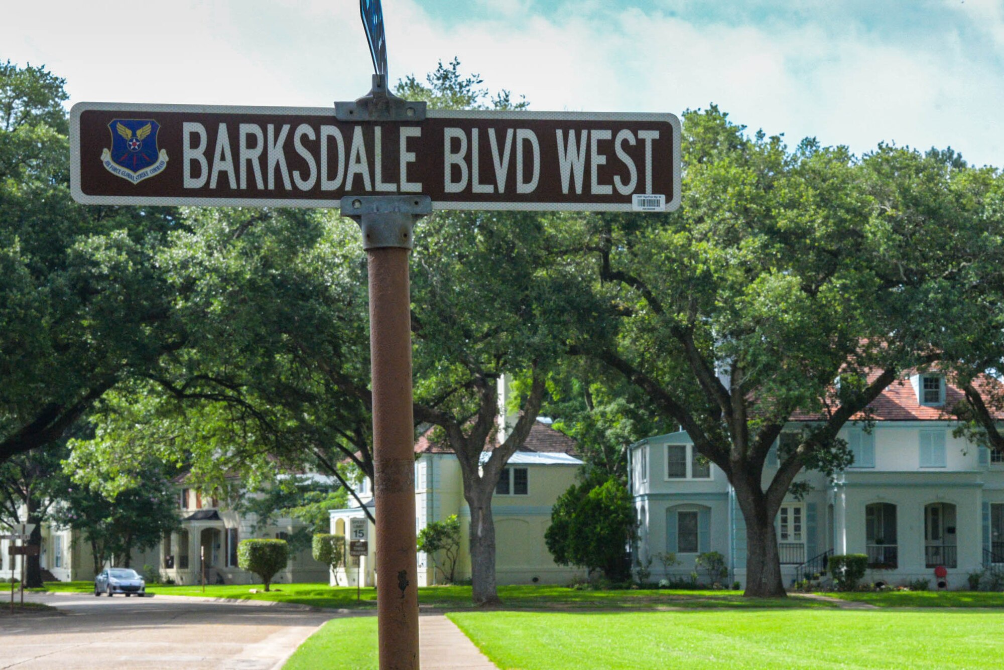 Hunt Housing renovates parts of the Barksdale Air Force Base, La., housing section to improve living conditions on base July 11, 2017. The project began with the houses along Barksdale Boulevard, repainting the exterior and restoring the asphalt roofs (U.S. Air Force Photo/Senior Airman Jayson
Burns)