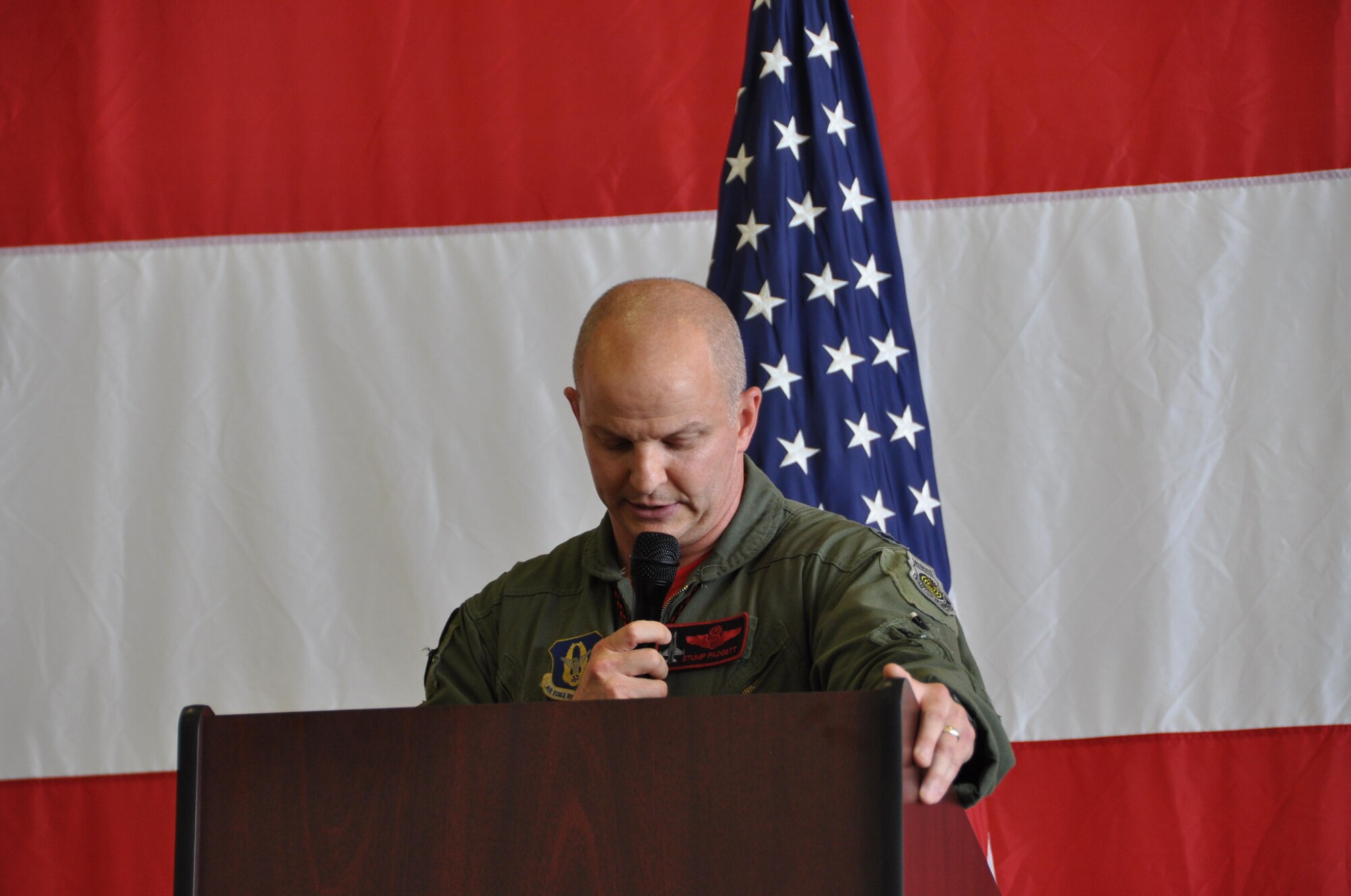 NAVAL AIR STATION FORT WORTH JOINT RESERVE BASE, Texas - Lt. Col. Josh Padgett, incoming commander for the 457th Fighter Squadron, addresses the audience July 9 after he received the unit's guidon during a change of command ceremony here. Padgett succeeded Lt. Col. David Efferson as commander. (U.S. Air Force photo by Tech. Sgt. Charles Taylor) 