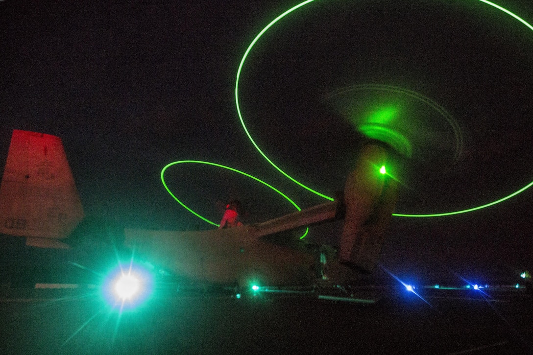 An MV-22B Osprey tiltrotor aircraft sits on the flight deck of the USS Bonhomme Richard during Exercise Talisman Saber 17 in the Pacific Ocean, July 10, 2017. The Osprey is assigned to Marine Medium Tiltrotor Squadron 265 (Reinforced). Marine Corps photo by Lance Cpl. Amy Phan