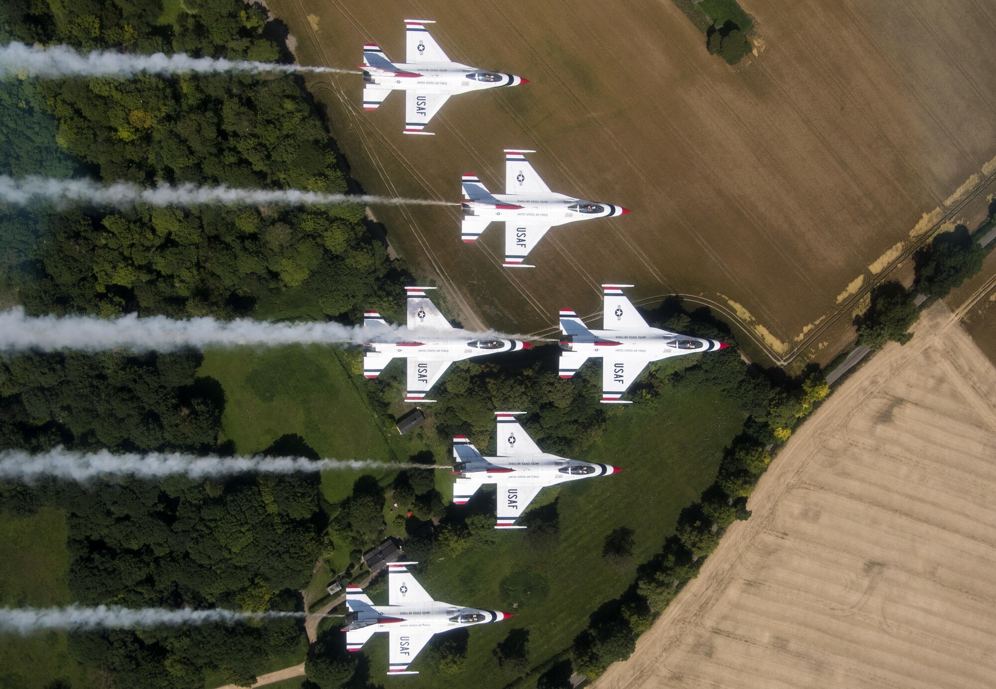 The U.S. Air Force Thunderbirds fly over England July 10, 2017. The Thunderbirds flew over several bases and landmarks in preparation for the 2017 Royal International Air Tattoo being held at Royal Air Force Fairford, England. (U.S. Air Force photo/ Tech. Sgt. Christopher Boitz)