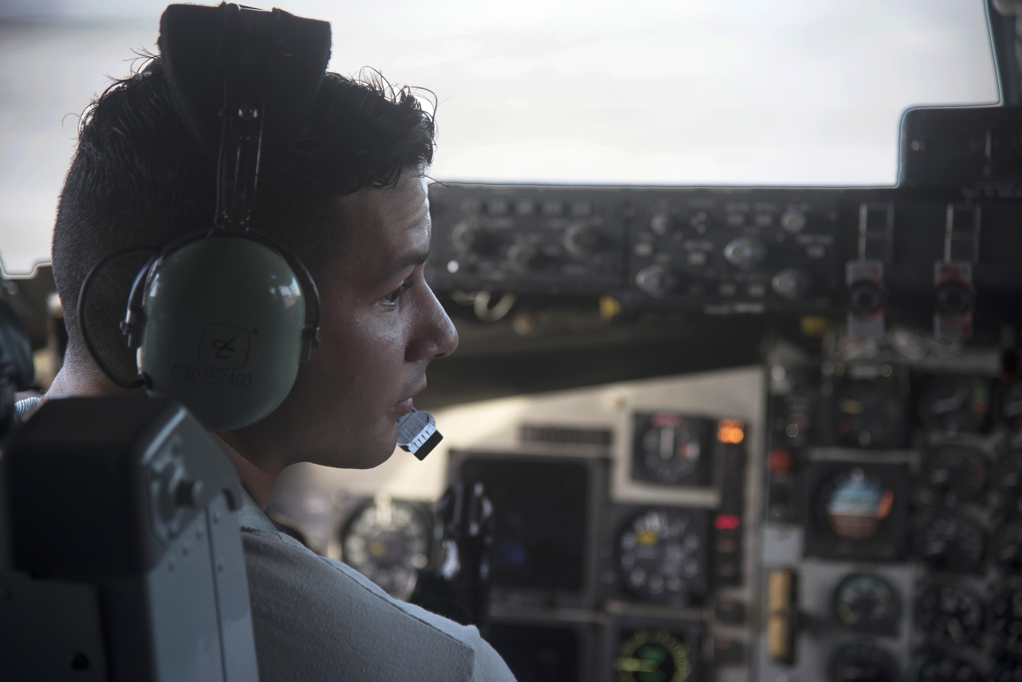 U.S. Air Force Senior Airman Jose Gonzalez, a crew chief assigned to the 6th Aircraft Maintenance Squadron, practices starting the engines for a KC-135 Stratotanker aircraft as the final task for the KC-135R/T Flightline F108 Engine Operator course at MacDill Air Force Base, Fla., July 14, 2017. During the four-day course, maintainers are trained on operational and emergency procedures for the F108 engines on the KC-135. (U.S. Air Force photo by Airman 1st Class Ashley Perdue)