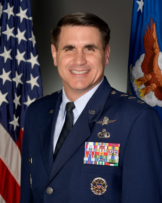 Official portrait - Lt Gen Bradford Shwedo