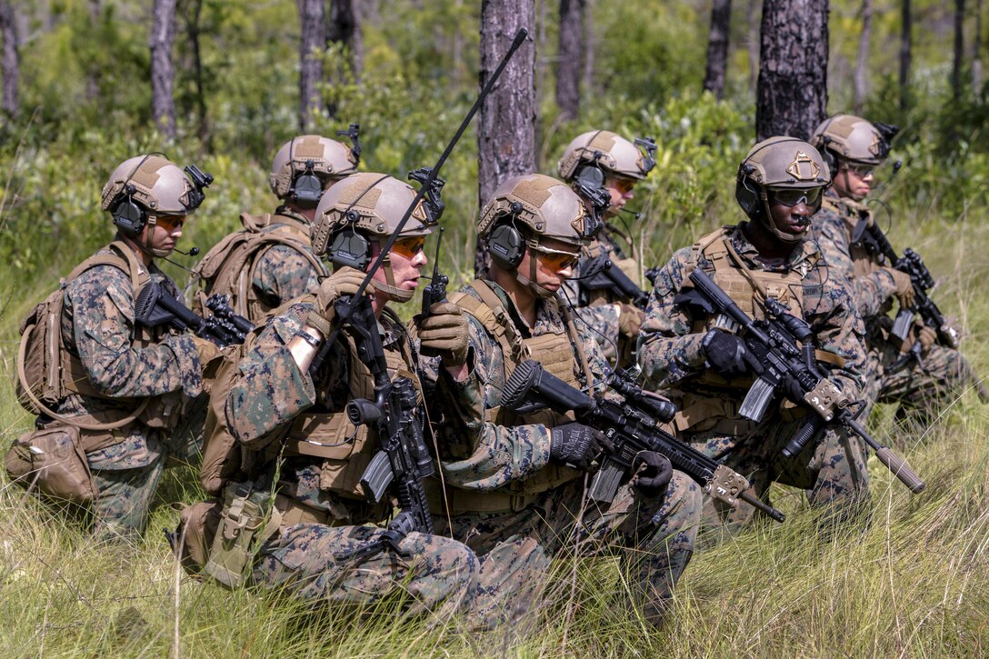 Marines make final preparations to equipment as part of Sea Dragon 2025 during a live-fire training at Camp Lejeune, N.C., July 12, 2017. The Marines are assigned to 1st Battalion, 6th Marine Regiment, 2nd Marine Division. The equipment showcased new capabilities for Marines to use in future exercises and operations. Marine Corps photo by Lance Cpl. Justin X. Toledo